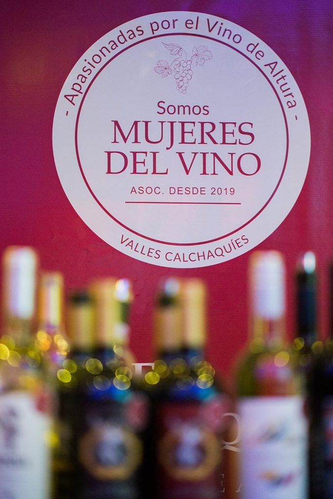 Women in Salta wine